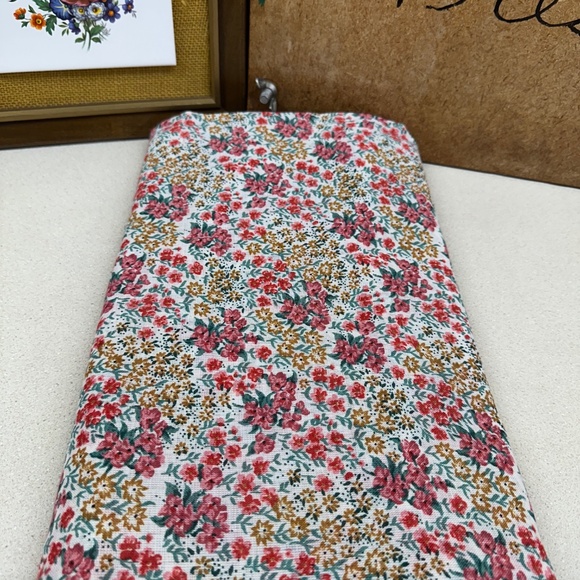 Vintage Fabric Material Textiles Floral Pink Green Brown 60 x 108 Inches - Picture 2 of 5